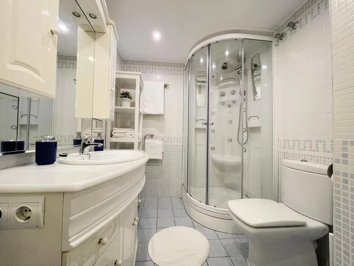 Beautiful Apartment With Sea Views, Benal Beach Benalmádena España